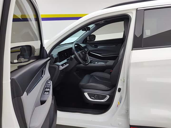 Фото 9 - Changan CS75 Plus