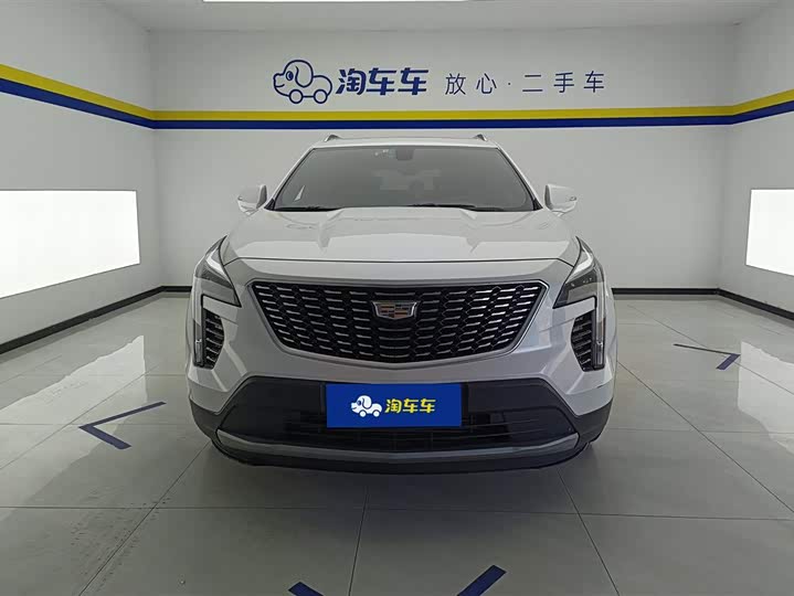 Фото 2 - Cadillac XT4