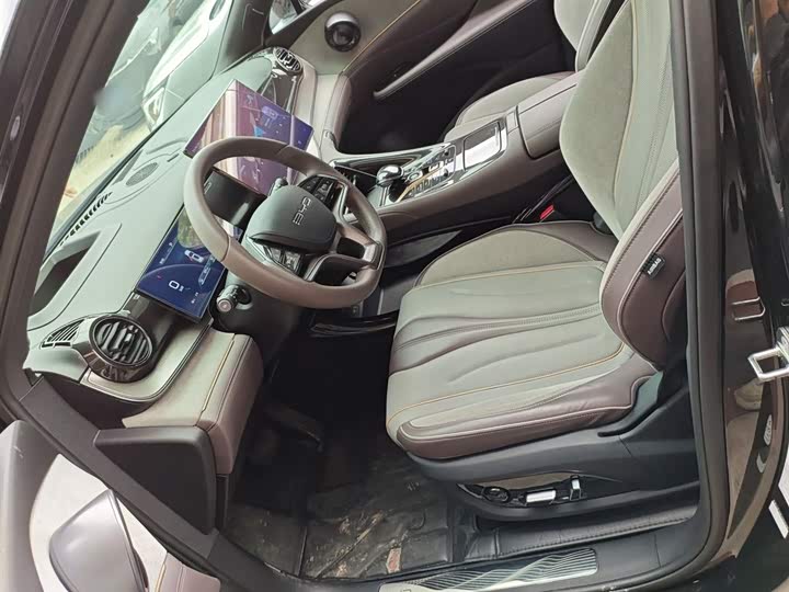 Фото 15 - BYD Frigate 07