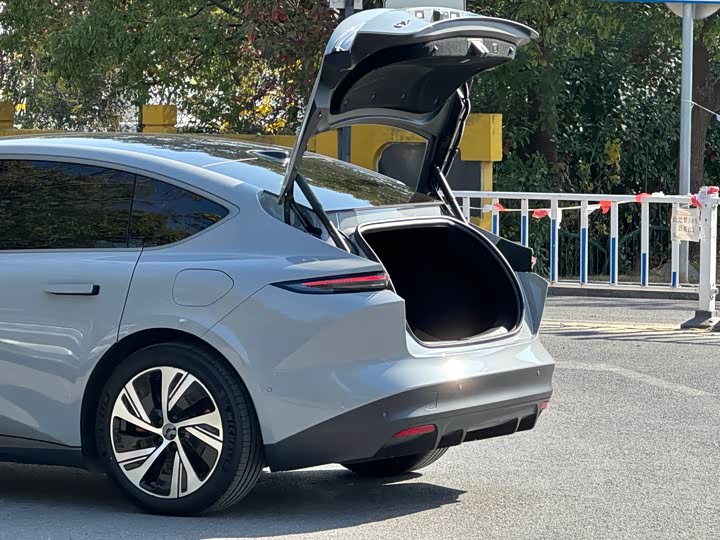 Фото 5 - Nio ET5