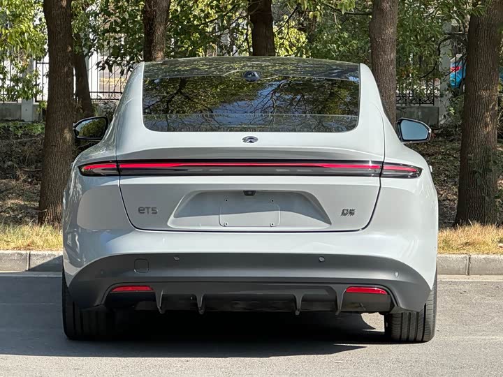 Фото 6 - Nio ET5