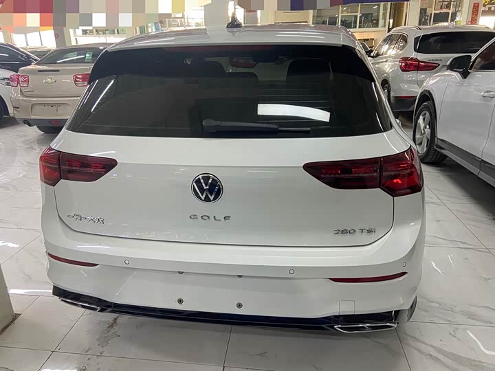 Фото 4 - Volkswagen Golf