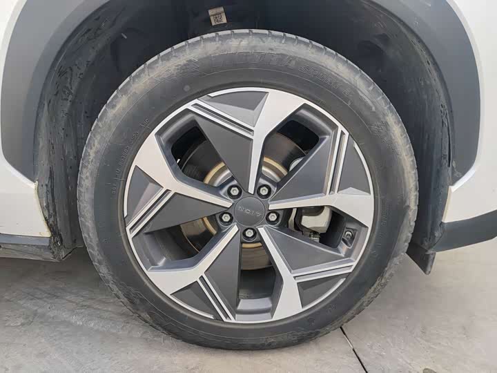 Фото 14 - GAC Aion V