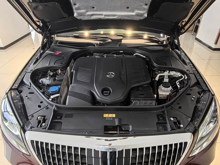 Фото 23 - Mercedes-Benz S-Class