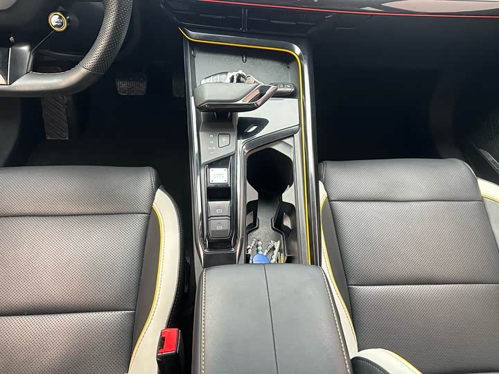 Фото 7 - MG Motor 5 Scorpio