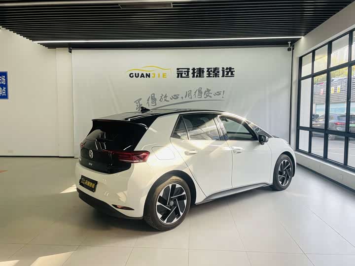 Фото 15 - Volkswagen ID.3