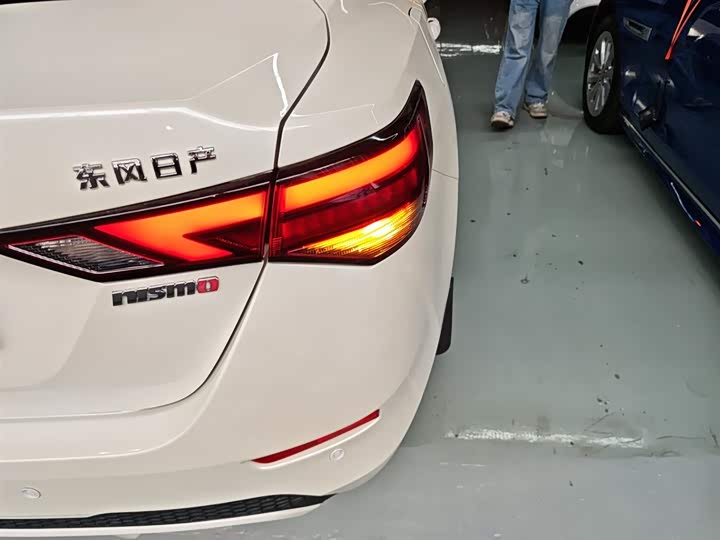 Фото 8 - Nissan Sylphy