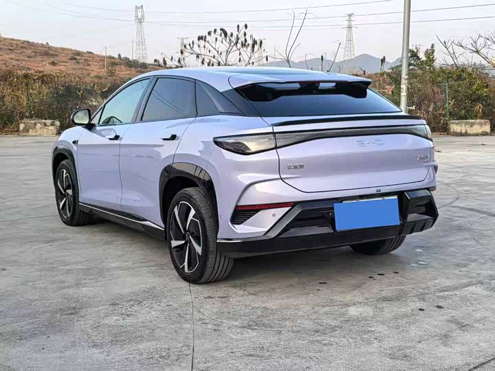 Фото 12 - BYD Sea Lion 07 EV