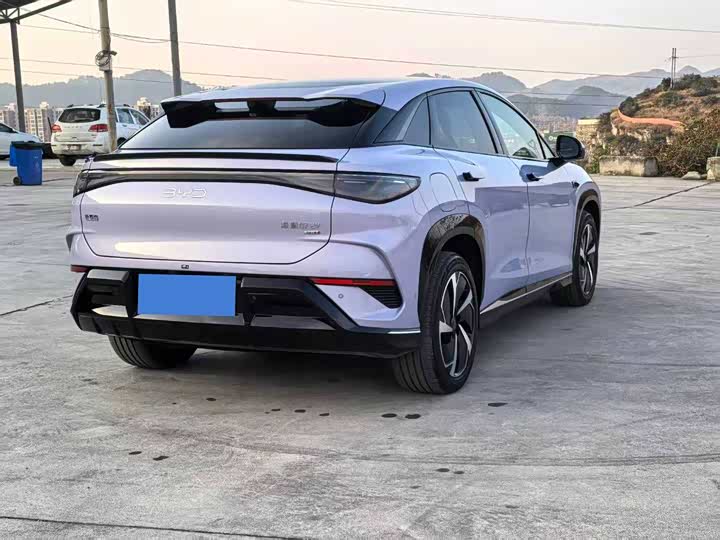 Фото 13 - BYD Sea Lion 07 EV