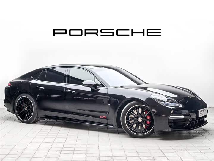 Фото 3 - Porsche Panamera