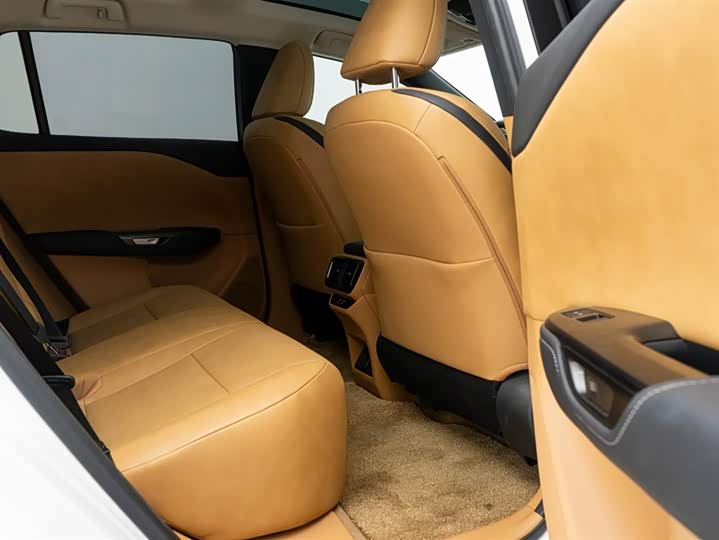 Фото 3 - Lexus RZ