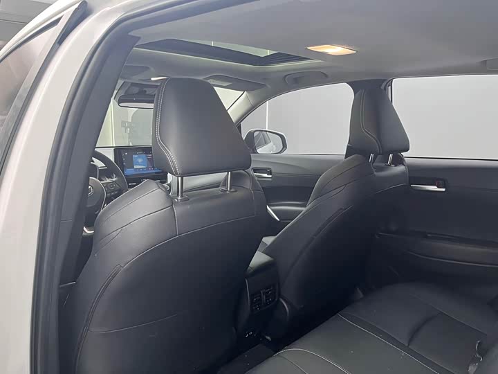 Фото 19 - Toyota Frontlander