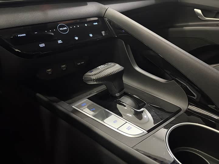 Фото 11 - Hyundai Elantra N line