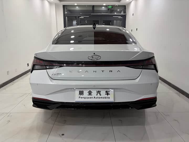 Фото 19 - Hyundai Elantra N line