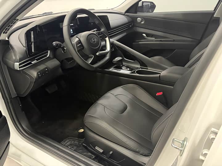 Фото 6 - Hyundai Elantra N line