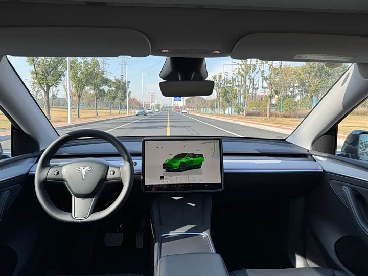 Фото 7 - Tesla Model Y