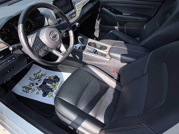 Фото 4 - Nissan Teana