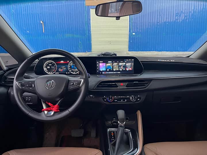 Фото 8 - Buick GL6