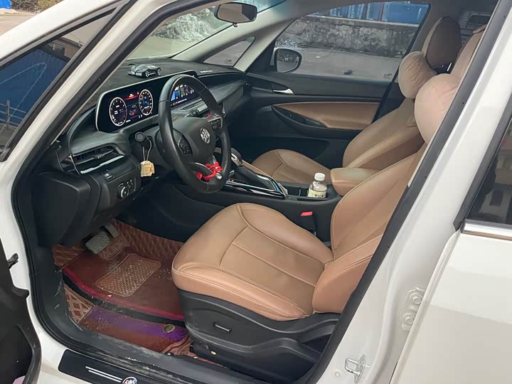 Фото 9 - Buick GL6