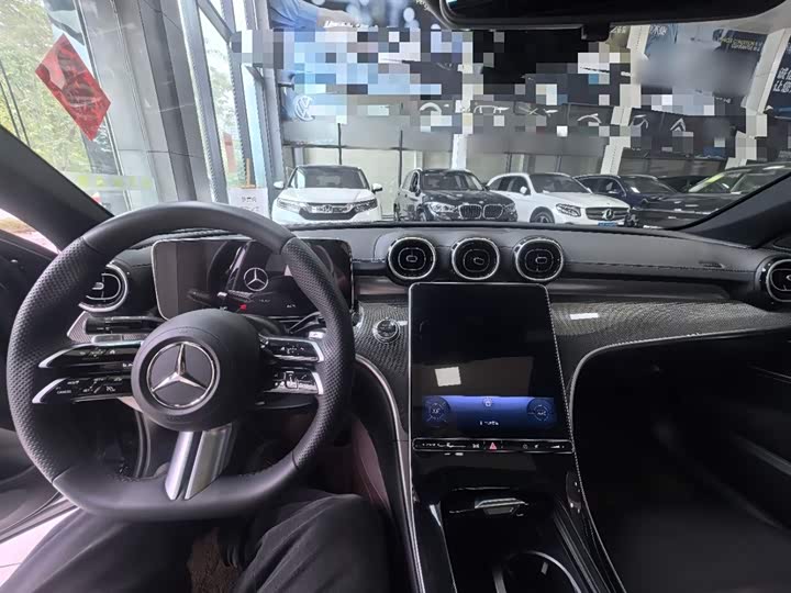 Фото 10 - Mercedes-Benz C-Class