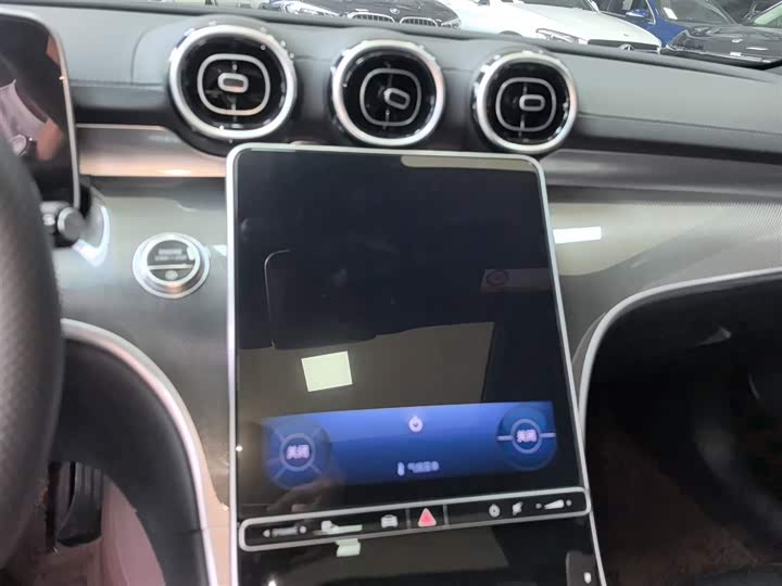 Фото 13 - Mercedes-Benz C-Class