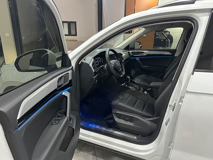 Фото 7 - Volkswagen Tayron