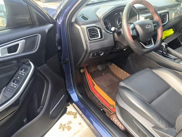 Фото 16 - Chery Tiggo 8