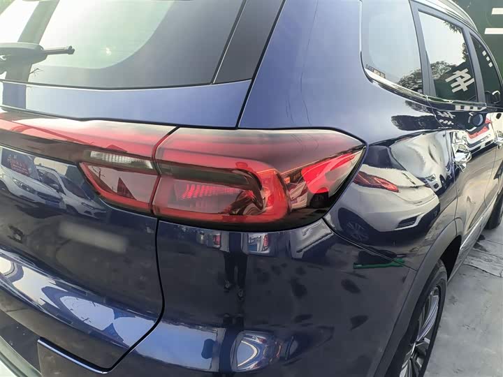 Фото 8 - Chery Tiggo 8