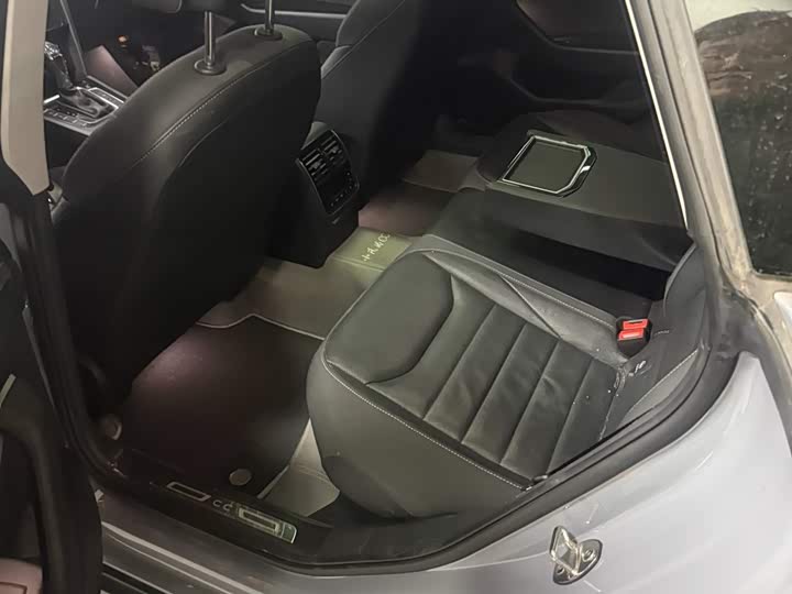 Фото 9 - Volkswagen CC