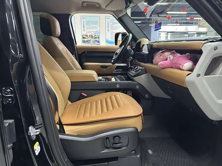 Фото 11 - Land Rover Defender