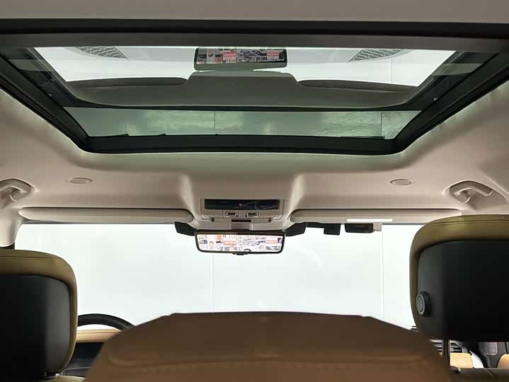 Фото 14 - Land Rover Defender