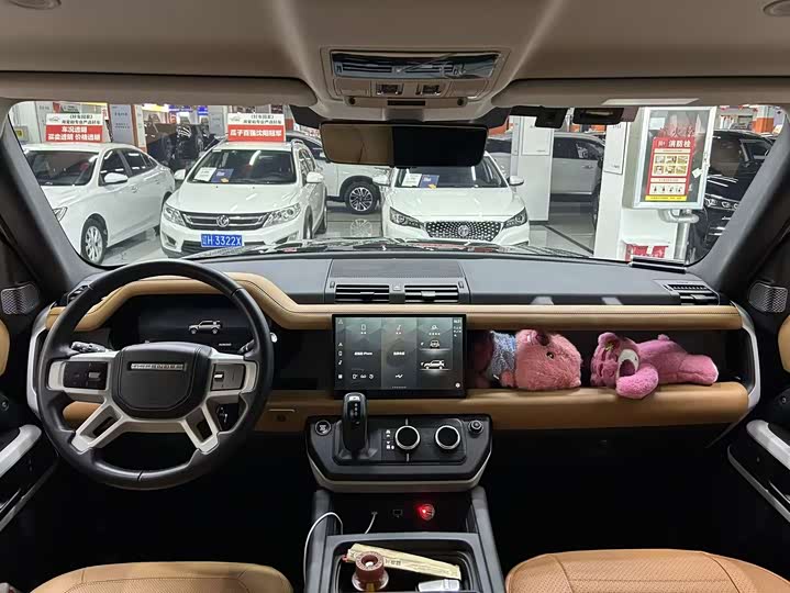 Фото 9 - Land Rover Defender