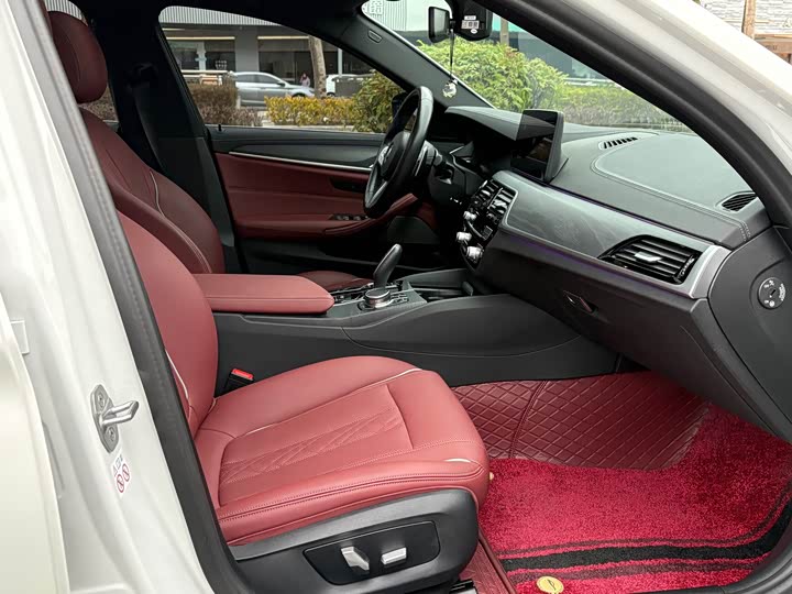 Фото 7 - BMW 5 Series