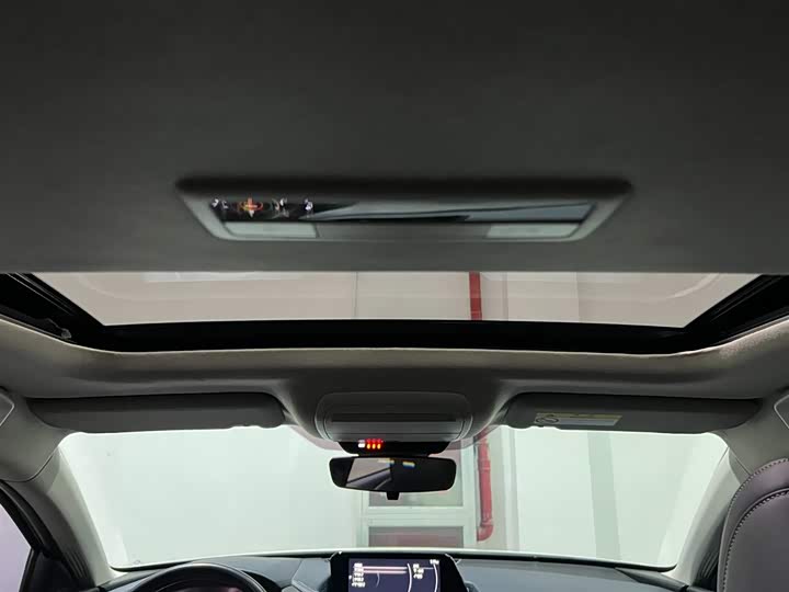 Фото 12 - Mazda CX-30