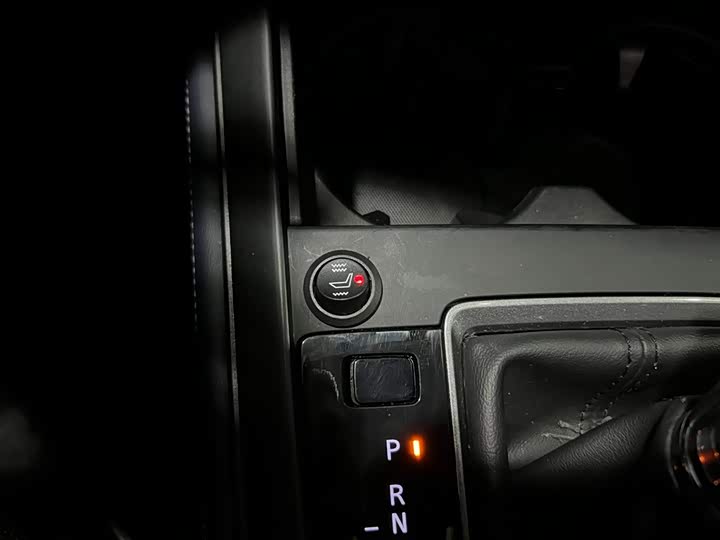 Фото 17 - Mazda CX-30