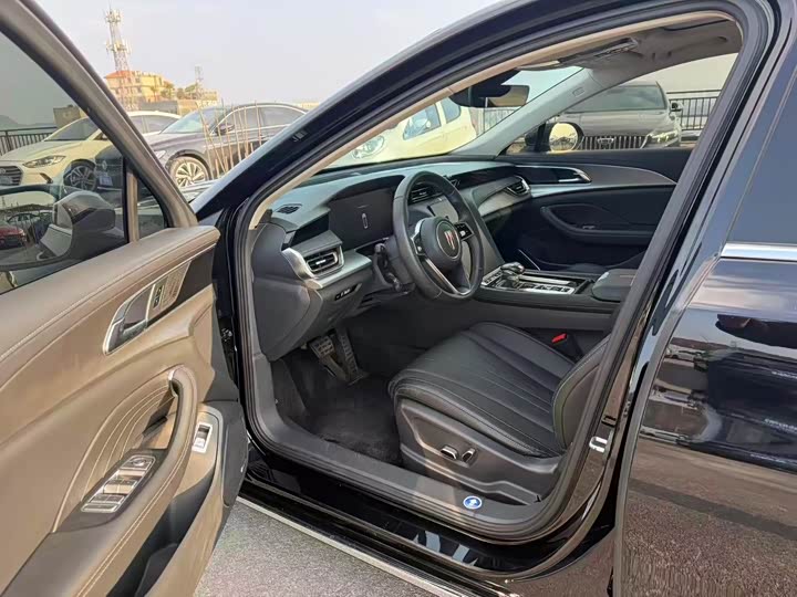 Фото 4 - Hongqi H5