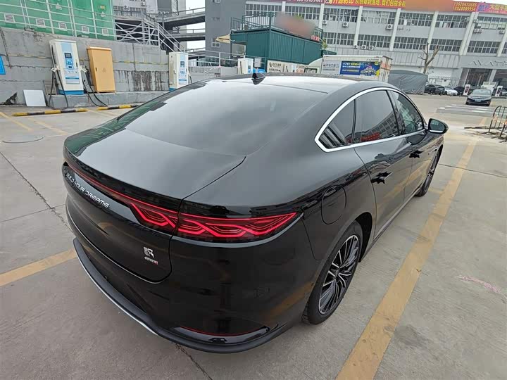 Фото 7 - BYD Han