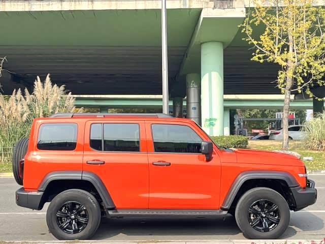 Фото 8 - Tank 300