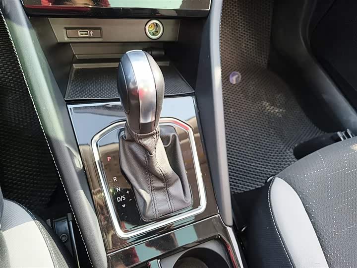 Фото 13 - Jetta VS7