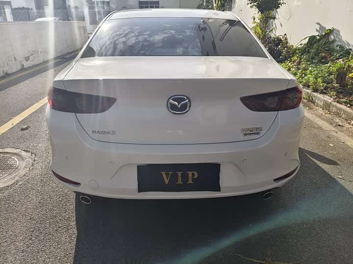 Фото 11 - Mazda 3 (Axela)