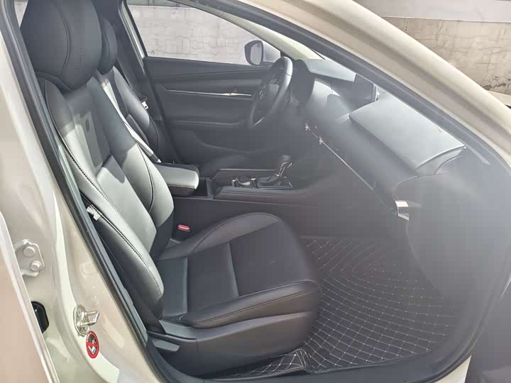 Фото 8 - Mazda 3 (Axela)