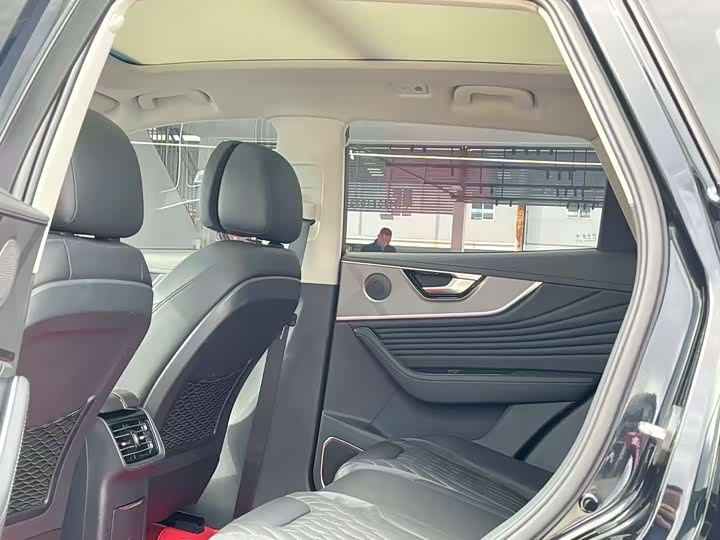 Фото 6 - Hongqi HS5