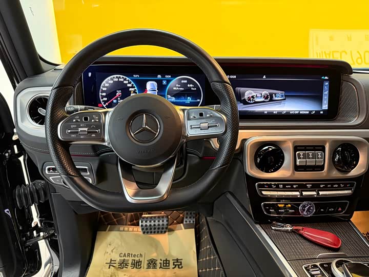 Фото 13 - Mercedes-Benz G-Class