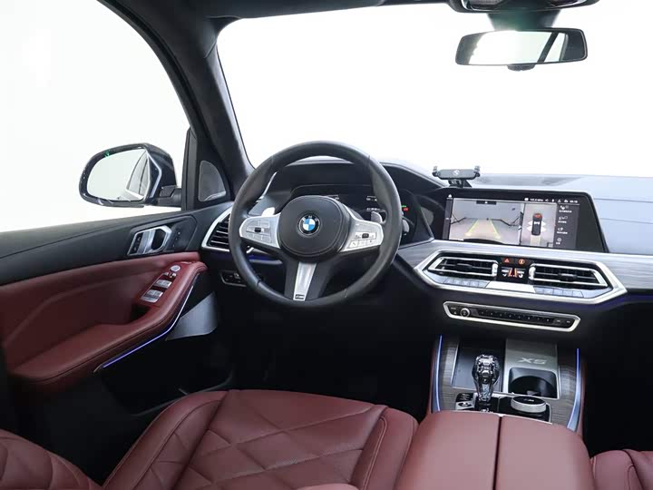 Фото 14 - BMW X5