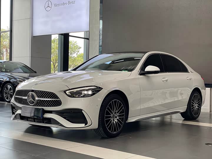 Фото 1 - Mercedes-Benz C-Class