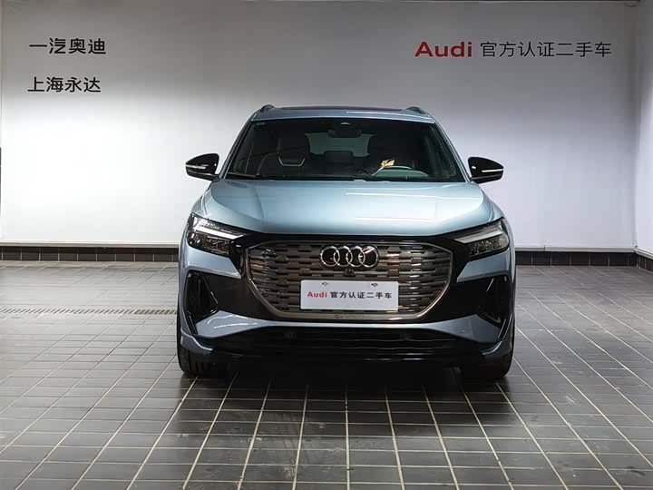 Фото 2 - Audi Q4 e-tron