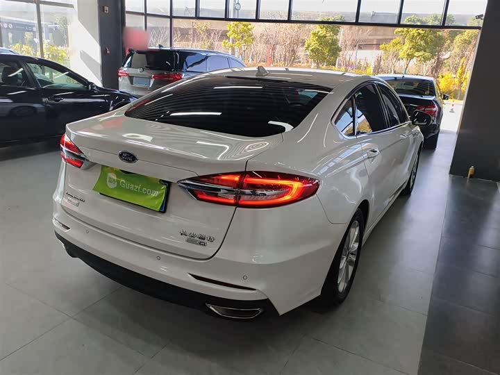 Фото 7 - Ford Mondeo