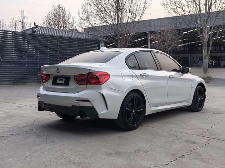 Фото 5 - BMW 1 Series