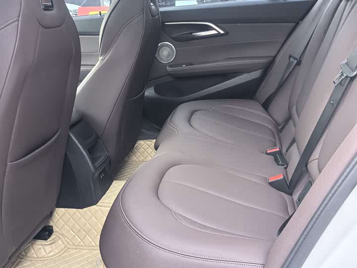 Фото 8 - BMW 1 Series