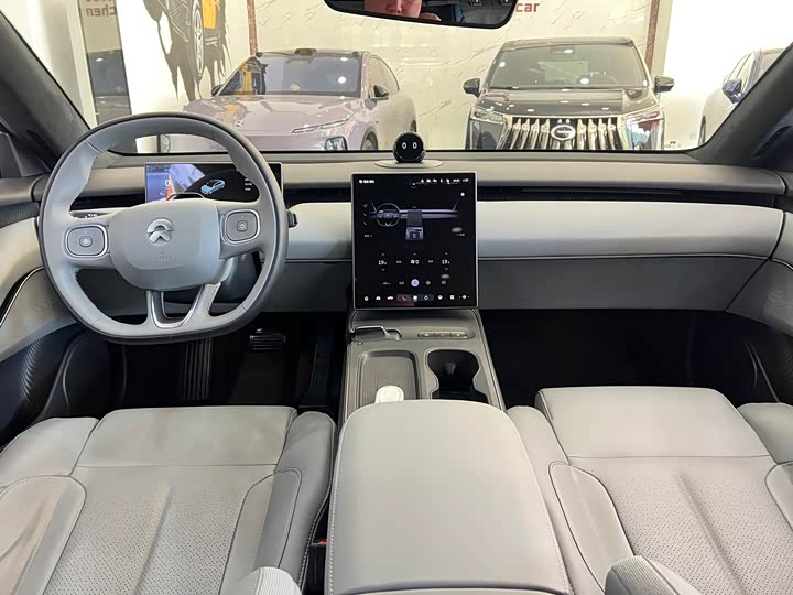 Фото 13 - Nio ET5